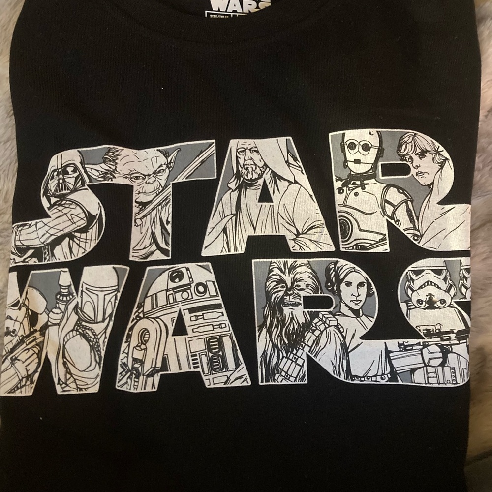 Disney Star Wars Black Tee size L